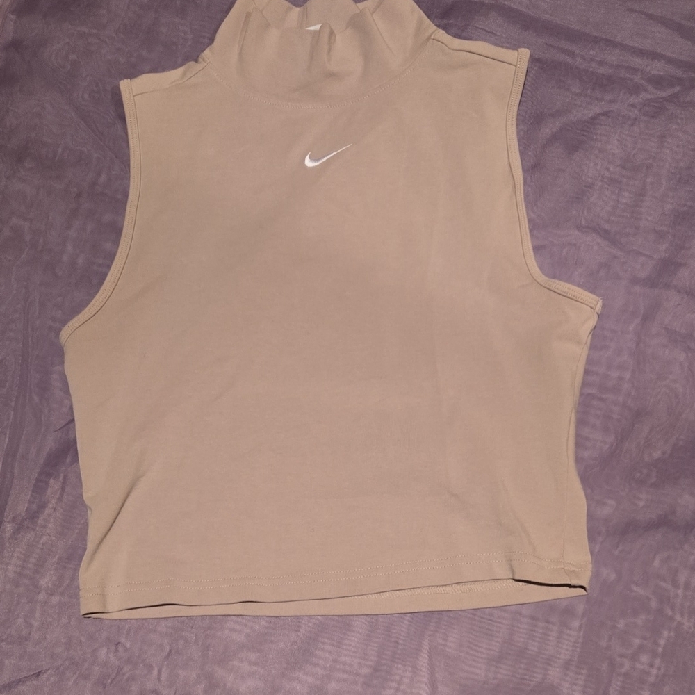 Nike Mock Neck Cropped Tank